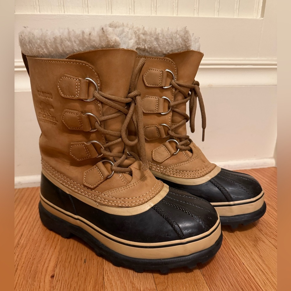 Women’s Sorel Lace-Up Snow Boots